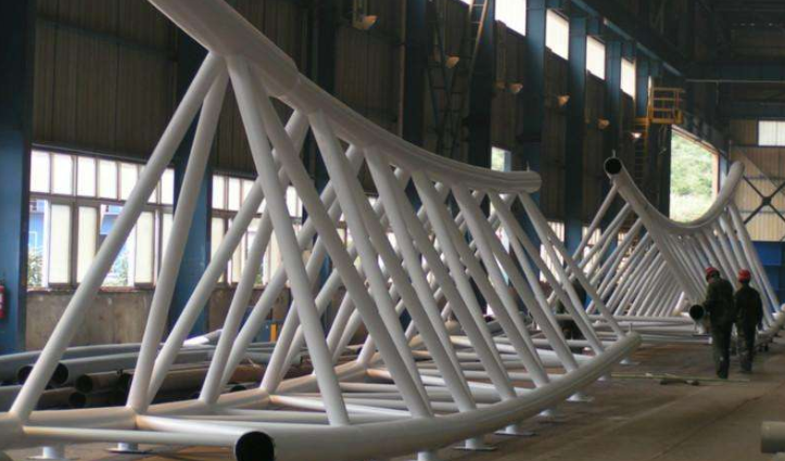 丰县管廊钢结构与桁架结构的管道支架应该如何区分